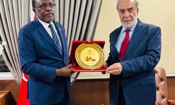 سفير السودان في أنقرة يضع نائب وزير الخارجية التركي في صورة الأحداث الدامية في الفاشر ويطالب تركيا بتصنيف المليشيا كمنظمة إرهابية