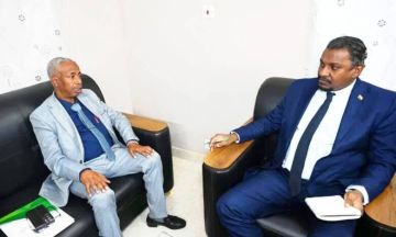 اجتماع ببورتسودان يبحث تطوير الخطوط البحرية وفرص شراء بواخر جديدة اجتماع ببورتسودان يبحث تطوير الخطوط البحرية وفرص شراء بواخر جديدة