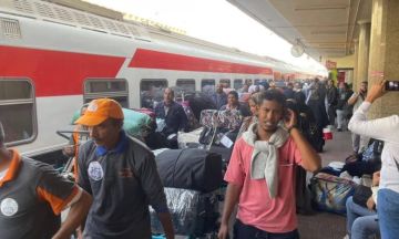 انطلاق الرحلة رقم (32) من قطارات العودة الطوعية للسودانيين من القاهرة إلى أسوان