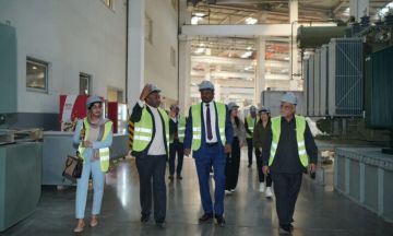 السفارة السودانية بأنقرة تنظم زيارة لوزير الدولة بالمالية إلى مصنع LMZ ASTOR المتخصص في الصناعات الكهرو-ميكانيكية