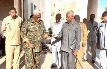 جهاز المخابرات بنهر النيل يضبط كميات من الآثار والأسلحة والنحاس المهرب جهاز المخابرات بنهر النيل يضبط كميات من الآثار والأسلحة والنحاس المهرب