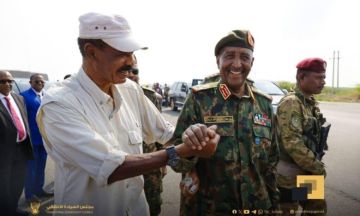 في زيارة رسمية- الرئيـس الإريتــري أسيـاس أفـورقي يصل البلاد