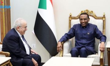 إدريس يبلغ رمطان لعمامرة استعداد الحكومة للتعاون مع الأمم المتحدة استنادا لخارطة الطريق