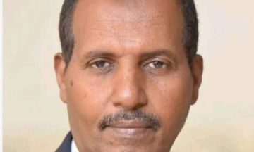 متهم بالفساد وخارج البلاد منذ أعوام.. غضب واسع بسبب الإعفاء المتأخر لسامي بله من رئاسة المواصفات