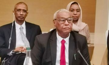 وزير الداخلية يخاطب المائدة الوزارية الأفريقية بشأن الهجرة وزير الداخلية يخاطب المائدة الوزارية الأفريقية بشأن الهجرة