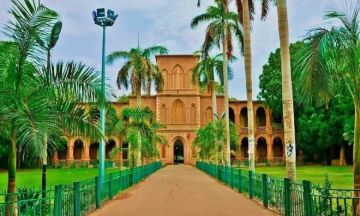 جامعة الخرطوم تعلن عن بدء الدراسة لطلاب السنة الأولى(الطلاب الجدد) الدفعة المؤجلة 2023م للعام الدراسي 2025 2026م