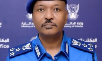 الشرطة تغلق (40) مكتبا لمنتحلي صفة القوات النظامية في الخرطوم