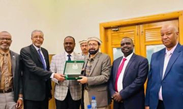 وكيل وزارة الصحة يقف على تعزيز الشراكة مع كلية الجراحين والأطباء الباكستانية والمجلس الباكستاني للطب وطب الأسنان وكيل وزارة الصحة يقف على تعزيز الشراكة مع كلية الجراحين والأطباء الباكستانية والمجلس الباكستاني للطب وطب الأسنان