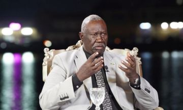 عقار: الجيش غير راغب في الاستمرار في الحكم