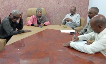 الأمين العام لمجلس البيئة ورئيس رابطة الشعوب يتفقان علي التعاون المشترك لمعالجة القضايا البيئية بالخرطوم الأمين العام لمجلس البيئة ورئيس رابطة الشعوب يتفقان علي التعاون المشترك لمعالجة القضايا البيئية بالخرطوم