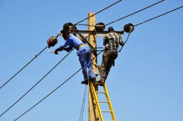 انقطاع الكهرباء يشل الحياة في مدن السودان