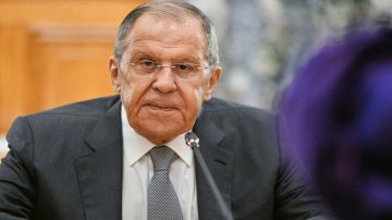 لافروف يناقش مع نائب الأمين العام للأمم المتحدة الأزمة الأوكرانية لافروف يناقش مع نائب الأمين العام للأمم المتحدة الأزمة الأوكرانية