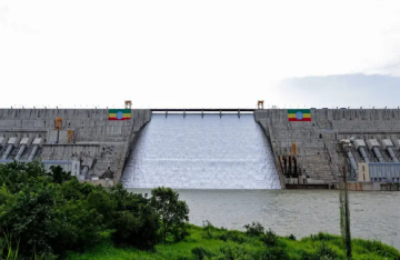 خبير مصري يحذر من تخبط في إدارة سد النهضة يهدد بفيضان في السودان