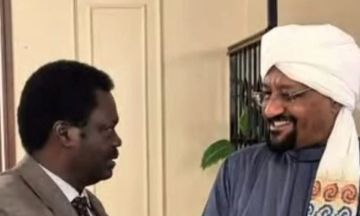 مناوي يزور شيخ الامين في القاهرة ويشيد بتكيته بود البنا مناوي يزور شيخ الامين في القاهرة ويشيد بتكيته بود البنا