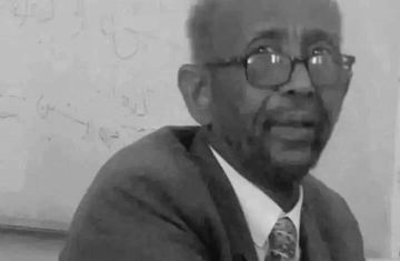 وزير التعليم والتربية الوطنية ينعي برفيسور عبدالقادر عثمان محمد جاد الرب