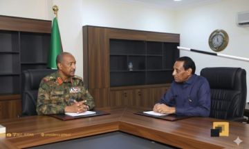 بحث خطة حكومة الأمل لإعادة إعمار ولاية الخرطوم - رئيس مجلس السيادة يلتقي الدكتور كامل إدريس