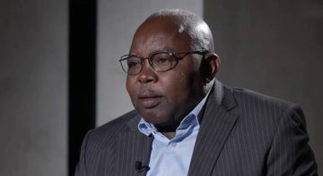 (تحرير السودان) بقيادة عبدالواحد تنزل العلم السوداني من ساريات المدارس وتمنع ترديد النشيد الوطني (تحرير السودان) بقيادة عبدالواحد تنزل العلم السوداني من ساريات المدارس وتمنع ترديد النشيد الوطني