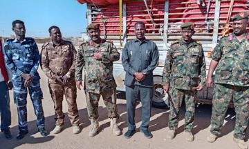 قيادة اللواء 73 الدبة تقدم قافلة مساعدات عينية لوافدي إيواء العفاض