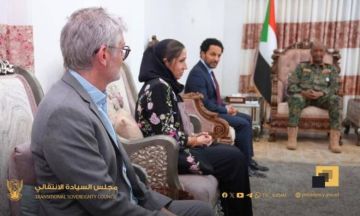 رئيس مجلس السيادة الانتقالي يلتقي الرئيس الدولي لمنظمة أطباء بلا حدود