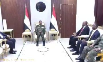 سفير نيجيريا بالسودان يسلم أوراق اعتماده للبرهان سفير نيجيريا بالسودان يسلم أوراق اعتماده للبرهان