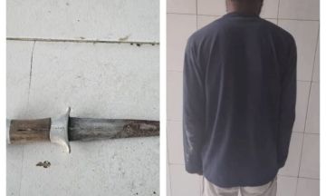 سدد له (١٣) طعنة شرطة الدامر تميط اللثام عن جريمة مقتل شاب في ظروف غامضة وتوقف المتهم في أقل من 24 ساعة