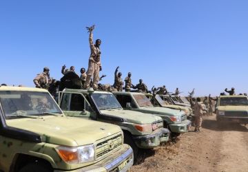 الجيش السوداني يقصف مقر إقامة حميدتي ومنازل قيادات بارزة في قوات الدعم السريع بنيالا الجيش السوداني يقصف مقر إقامة حميدتي ومنازل قيادات بارزة في قوات الدعم السريع بنيالا