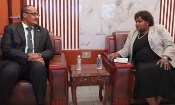 خارجية جنوب السودان تستدعي سفير السودان لدى جوبا عصام كرار احتجاجا على قصف شاحنات وقود في سوق النعام الحدودي بين البلدين خارجية جنوب السودان تستدعي سفير السودان لدى جوبا عصام كرار احتجاجا على قصف شاحنات وقود في سوق النعام الحدودي بين البلدين