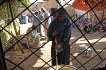 أطباء السودان يحذرون من تدهور صحي خطير يهدد آلاف المحتجزين في الجنينة أطباء السودان يحذرون من تدهور صحي خطير يهدد آلاف المحتجزين في الجنينة