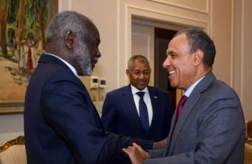 تفاصيل لقاء بين جبريل إبراهيم ووزير الخارجية المصري تفاصيل لقاء بين جبريل إبراهيم ووزير الخارجية المصري