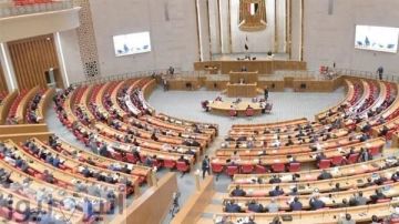 مجلس النواب المصري يعقد جلسة غدا بعد طلب السيسي تفويضا لدعم السعودية مجلس النواب المصري يعقد جلسة غدا بعد طلب السيسي تفويضا لدعم السعودية
