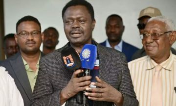 مناوي: السودانيون عبروا عن رفضهم محاولات انتقاص سيادة بلادهم مناوي: السودانيون عبروا عن رفضهم محاولات انتقاص سيادة بلادهم