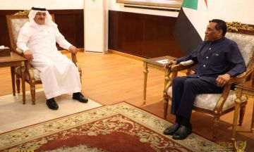 كامل إدريس يطلع على نتائج الملتقى العربي لتنمية الموارد البشرية في السودان