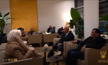 رئيس الوزراء يصل إلى ميونيخ رئيس الوزراء يصل إلى ميونيخ