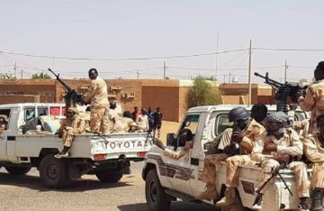 بعد ساعتين من السيطرة.. الجيش السوداني يستعيد مدينة بشمال دارفور من الدعم السريع بعد ساعتين من السيطرة.. الجيش السوداني يستعيد مدينة بشمال دارفور من الدعم السريع