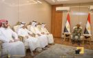 رئيس مجلس السيادة يلتقي سفير دولة قطر لدى السودان - sd