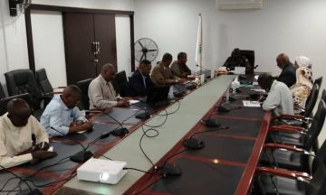 لجنة مراجعة المرتبات ترفع تقريرها لوالي الخرطوم