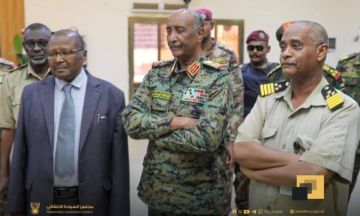 بالصور.. في إطار جولاته التفقدية للمنشآت الحيوية بالعاصمة.. البرهان يتفقد مطار الخرطوم الدولي