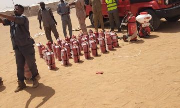 الدفاع المدني بالدبة يسيطر على حريق مخيم أزهري المبارك ويحد من الخسائر