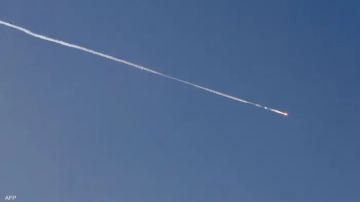 تركيا تعلن اعتراض صاروخ باليستي أطلقته إيران قبل دخوله مجالها الجوي تركيا تعلن اعتراض صاروخ باليستي أطلقته إيران قبل دخوله مجالها الجوي