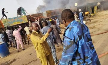 احتراق سوق طواحين الذهب بأبو حمد وأنابيب الغاز تتسبب في انفجارات كبيرة