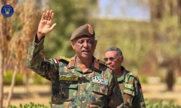 الفريق العطا يثني على تضحيات منسوبي سلاح المهندسين في حرب الكرامة الفريق العطا يثني على تضحيات منسوبي سلاح المهندسين في حرب الكرامة