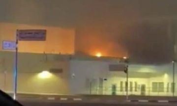 مكتب دبي الإعلامي: إخماد حريق محدود قرب القنصلية الأميركية بدبي نتيجة غارة بمسيرة