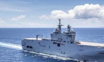 فرنسا تنشر سفينة هجومية قرب السواحل السودانية شمال بورتسودان