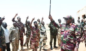 الفريق مفضل يتفقد هيئة مكافحة الارهاب والجريمة المنظمة الفريق مفضل يتفقد هيئة مكافحة الارهاب والجريمة المنظمة