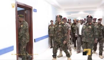 رئيس مجلس السيادة يتفقد المستشفى العسكري الجديد بعطبرة