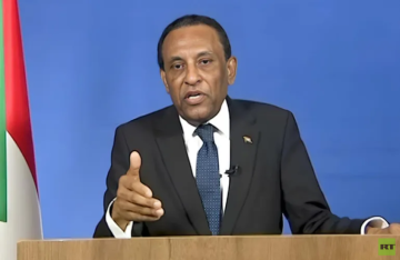 السودان يحظر استيراد قائمة واسعة من السلع لوقف تدهور قيمة العملة السودان يحظر استيراد قائمة واسعة من السلع لوقف تدهور قيمة العملة