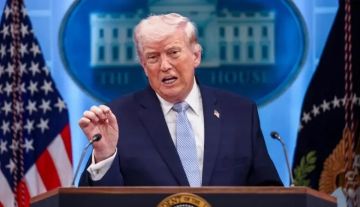 ترامب يلوح بفرض حصار بحري شامل على إيران ترامب يلوح بفرض حصار بحري شامل على إيران