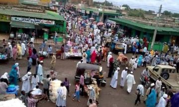 شرطة القضارف تسيطر على محاولة تفلت بالسوق العمومي وتلقي القبض على الجناة