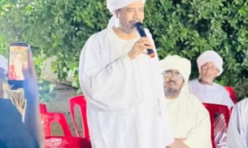 أسرة المجاذيب بالدامر تكرم مدير بنك أمدرمان الوطني في احتفالية كبرى