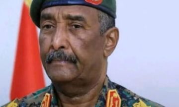 البرهان يصل مدينة جدة السعودية للقاء ولي العهد الأمير محمد بن سلمان